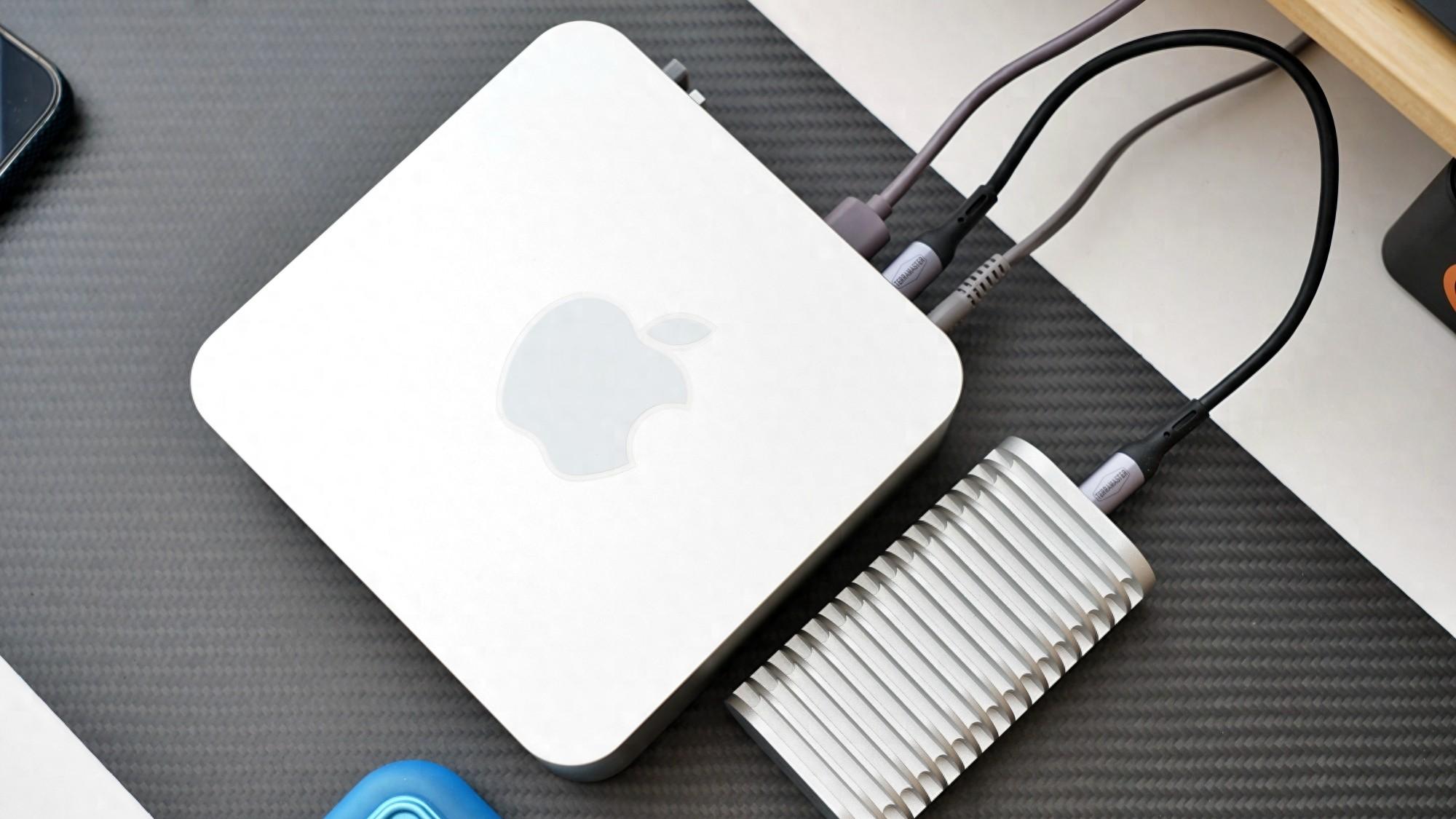 USB4.0秒传8TB扩容、影视剪辑好伴侣：铁威马D1 SSD Plus直连存储器