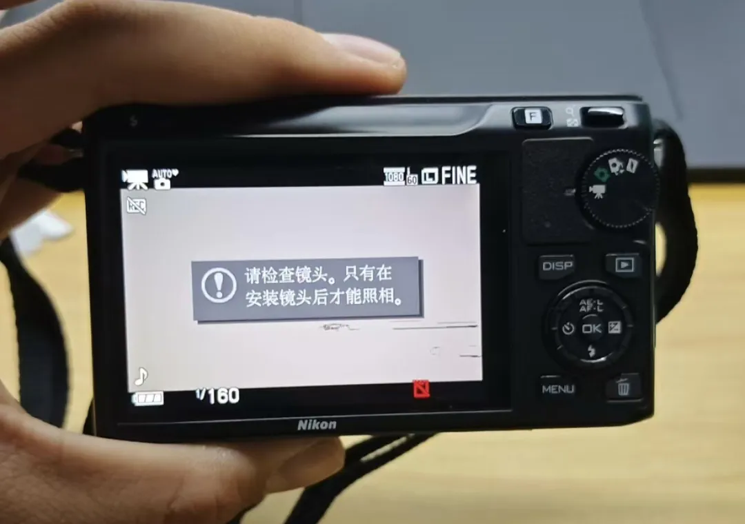 二手相机突然“价崩”！去年能卖近千块，现在直接打五折