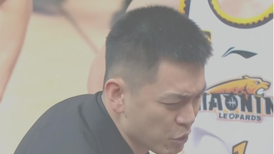 辽篮44分惨败背后的“阳谋”：杨鸣“摆烂式练兵”藏了多少私货？