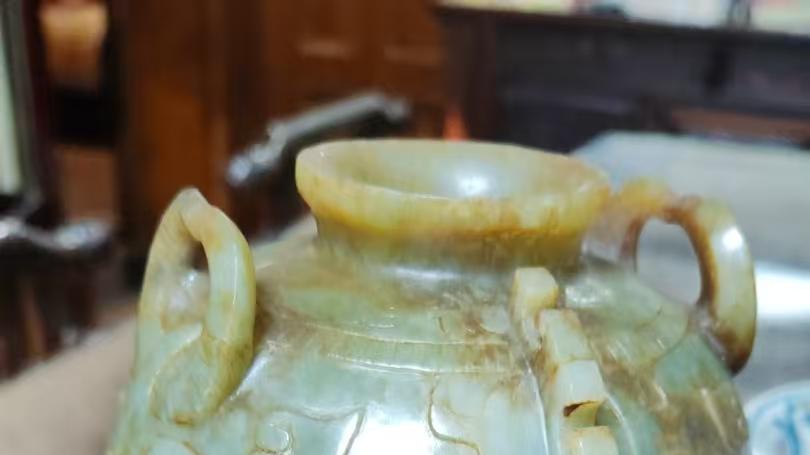 古玉沁韵，一器藏千年 —— 当古玉彝遇见东方雅藏