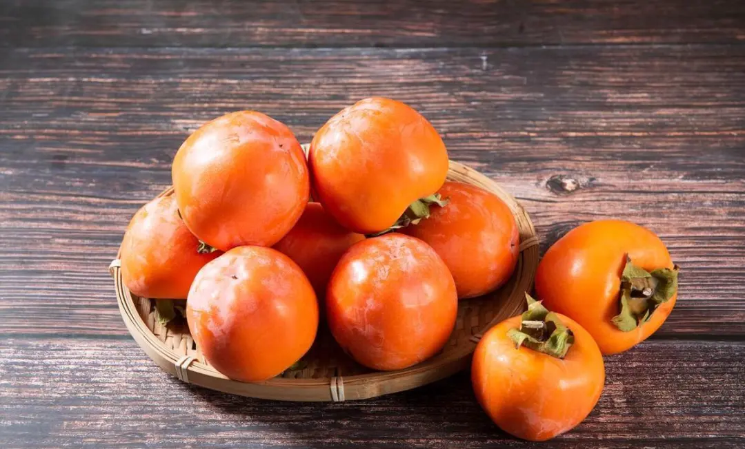 家中放6种吉祥果，寓意新年财源滚滚