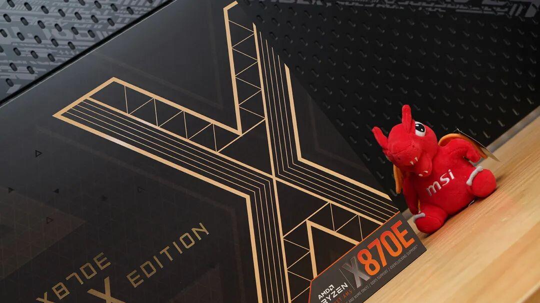 十周年之巅：微星MEG X870E GODLIKE X EDITION旗舰主板评测