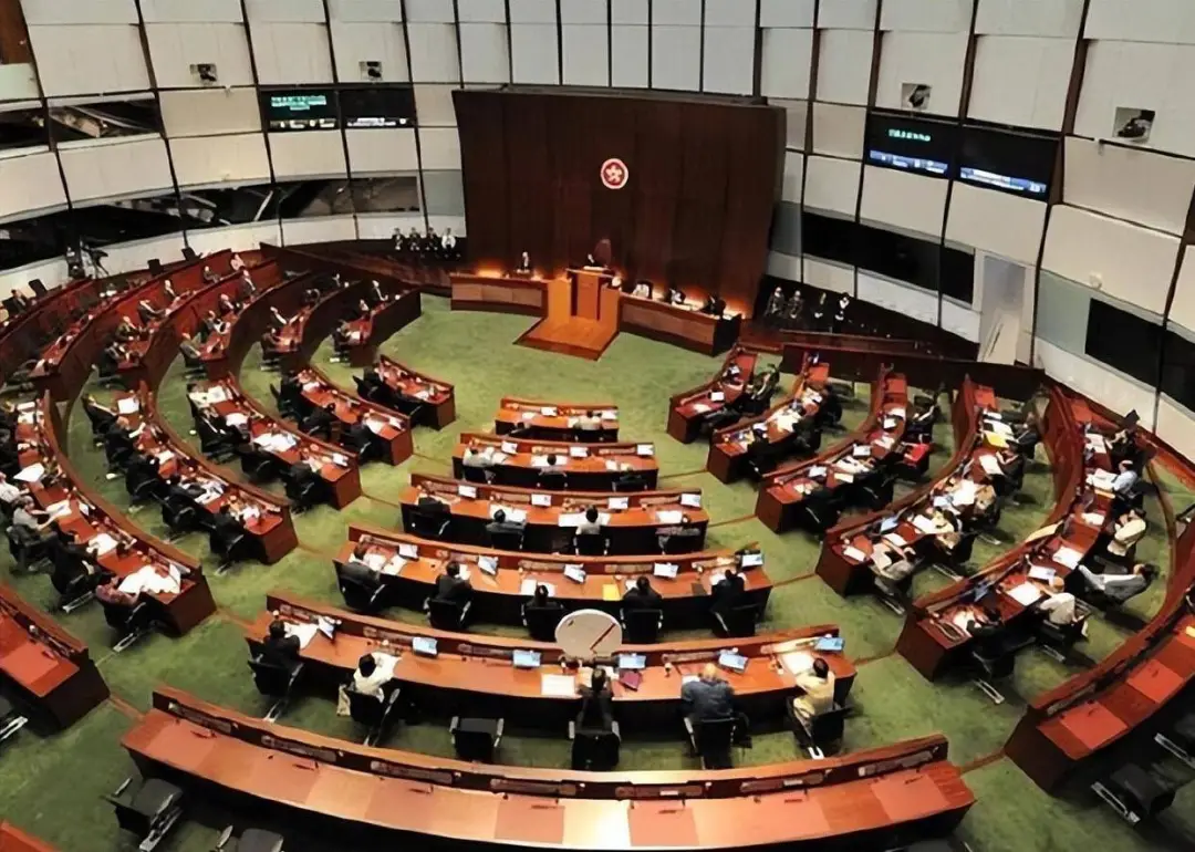 为什么说香港应该尽快“大陆化”？