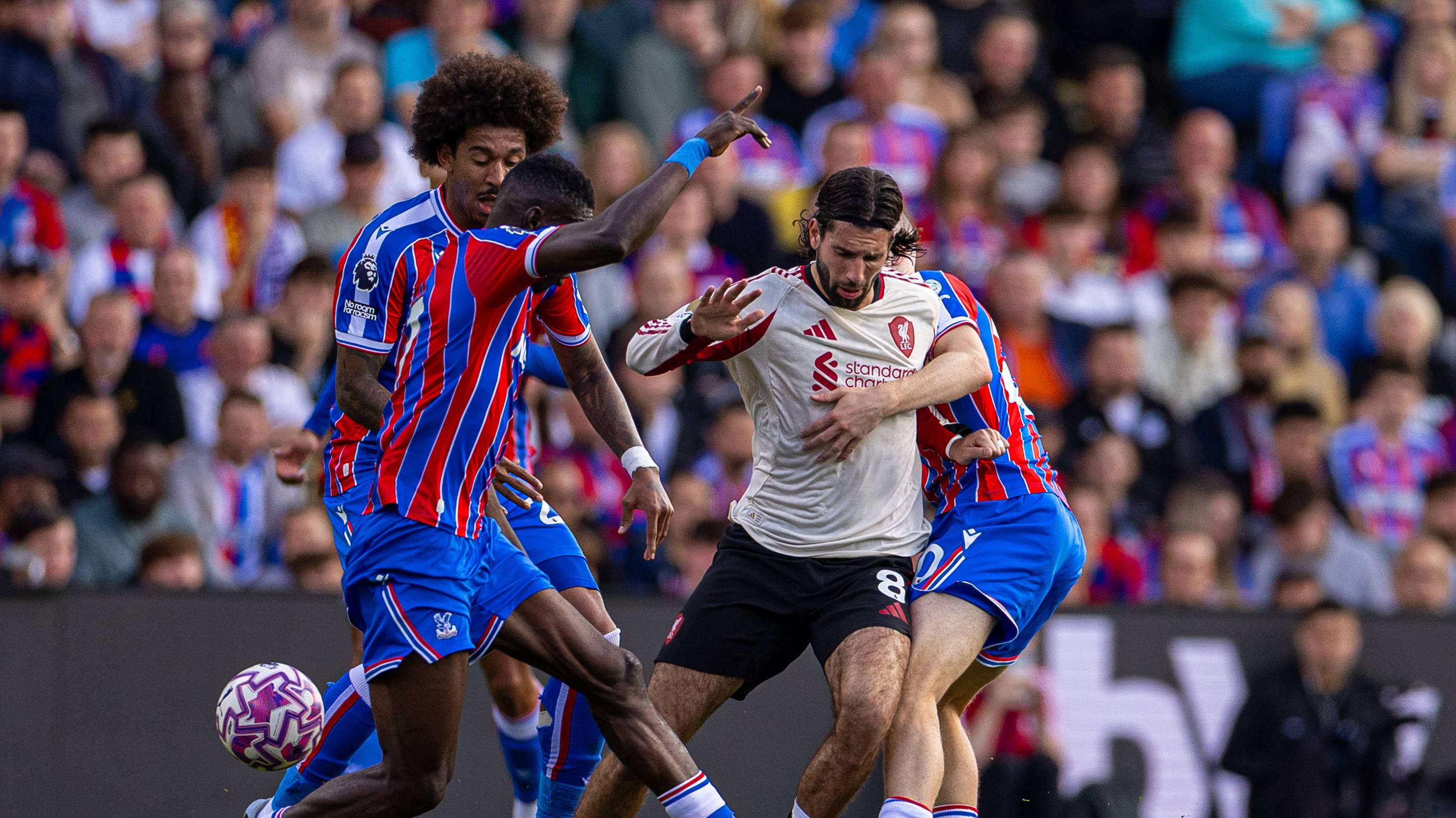 英联杯前瞻：利物浦主场迎“克星”水晶宫，残阵红军能否打破安菲尔德魔咒？