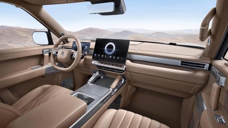 猛士M817正式上市，能否硬碰硬吊打霸道和卫士？