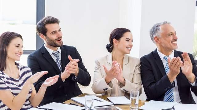 领导不在乎你加了多少班，只看这3点，真相扎心了