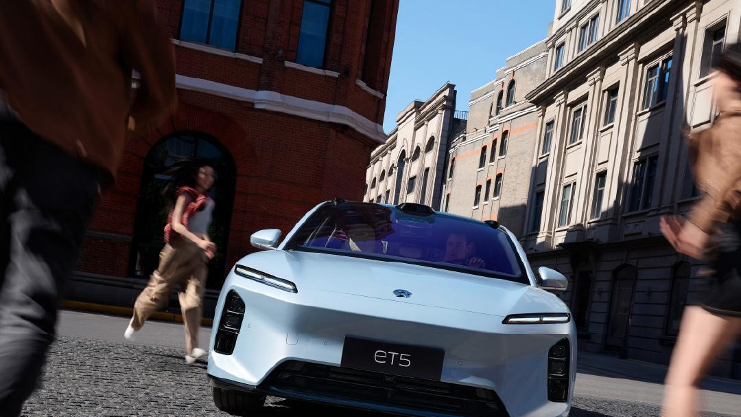 新款ET5现身上海街头，不如ES6协调？