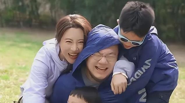 宋丹丹与巴图的温馨家庭，乐呵日子让人羡慕，岁月静好真幸福！
