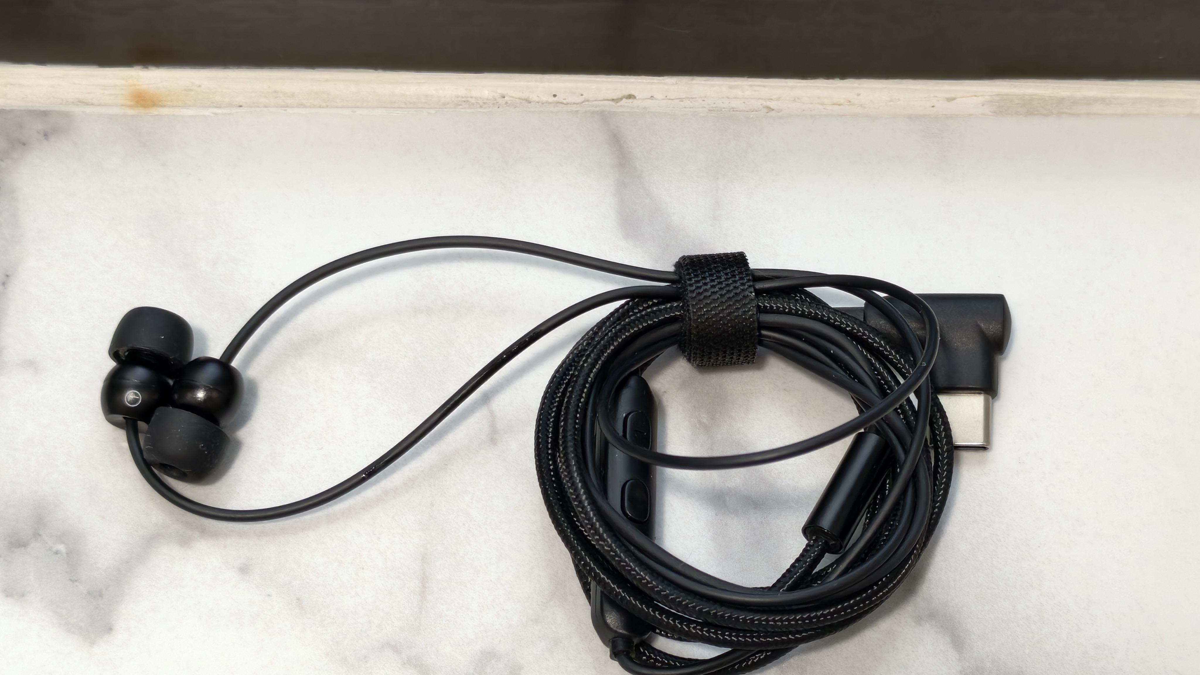 精致的睡眠耳机Wedoking Mini，侧躺佩戴无感舒适