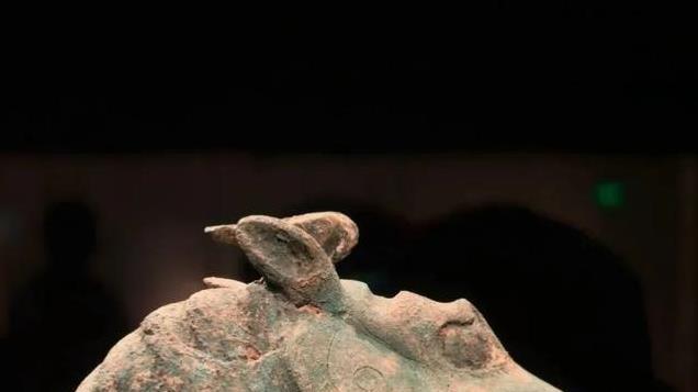 国宝“马踏飞燕”为何一般不拍正面照