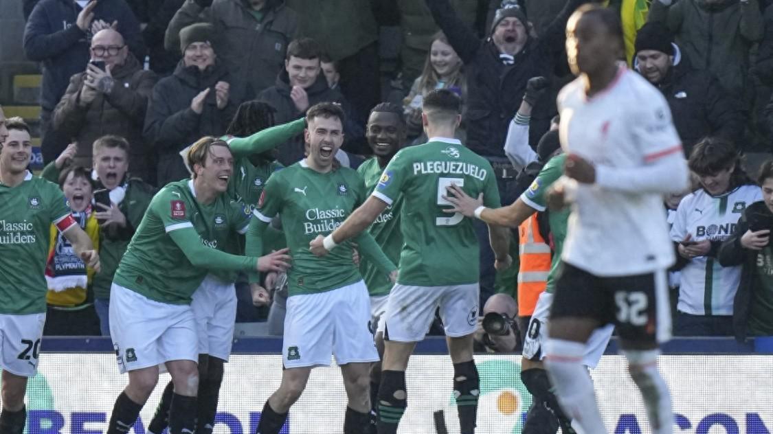 普利茅斯爆冷1-0利物浦晋级，埃利奥特送点，哈迪一锤定音