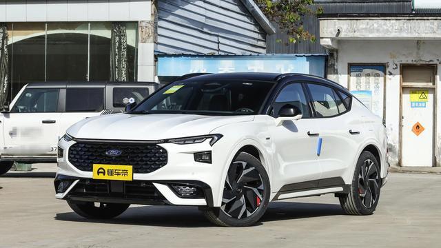 福特又上硬菜！轴距2945mm，带B&O音响，关键是有2万优惠