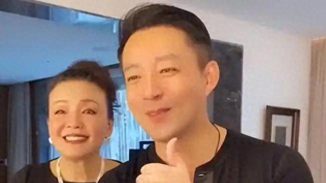 张兰、汪小菲账号被封！抖音回应