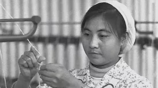 讣闻 | 新中国第一位女副总理吴桂贤逝世，享年87岁
