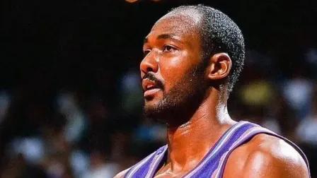 如果只看得分能力，詹姆斯真的比马龙强吗？