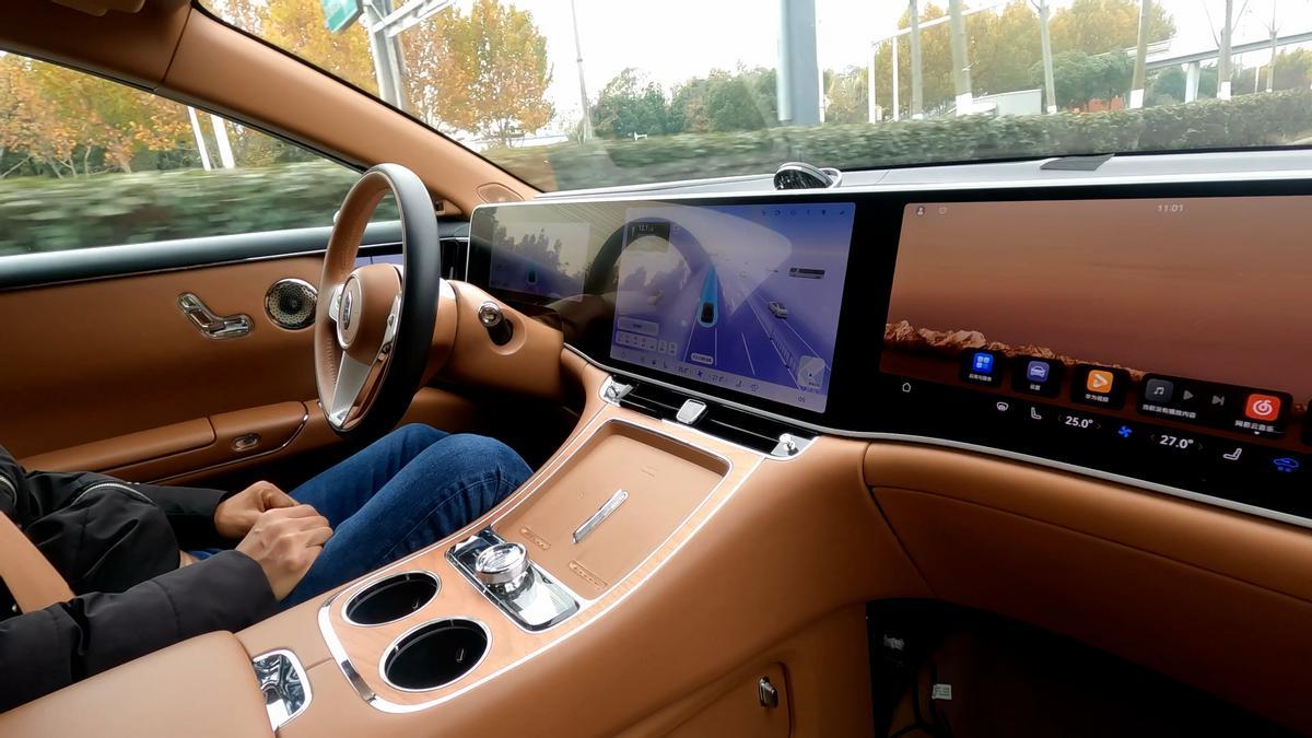 破L3 “期货困局”! 鸿蒙智行以先行姿态领跑行业普及之路