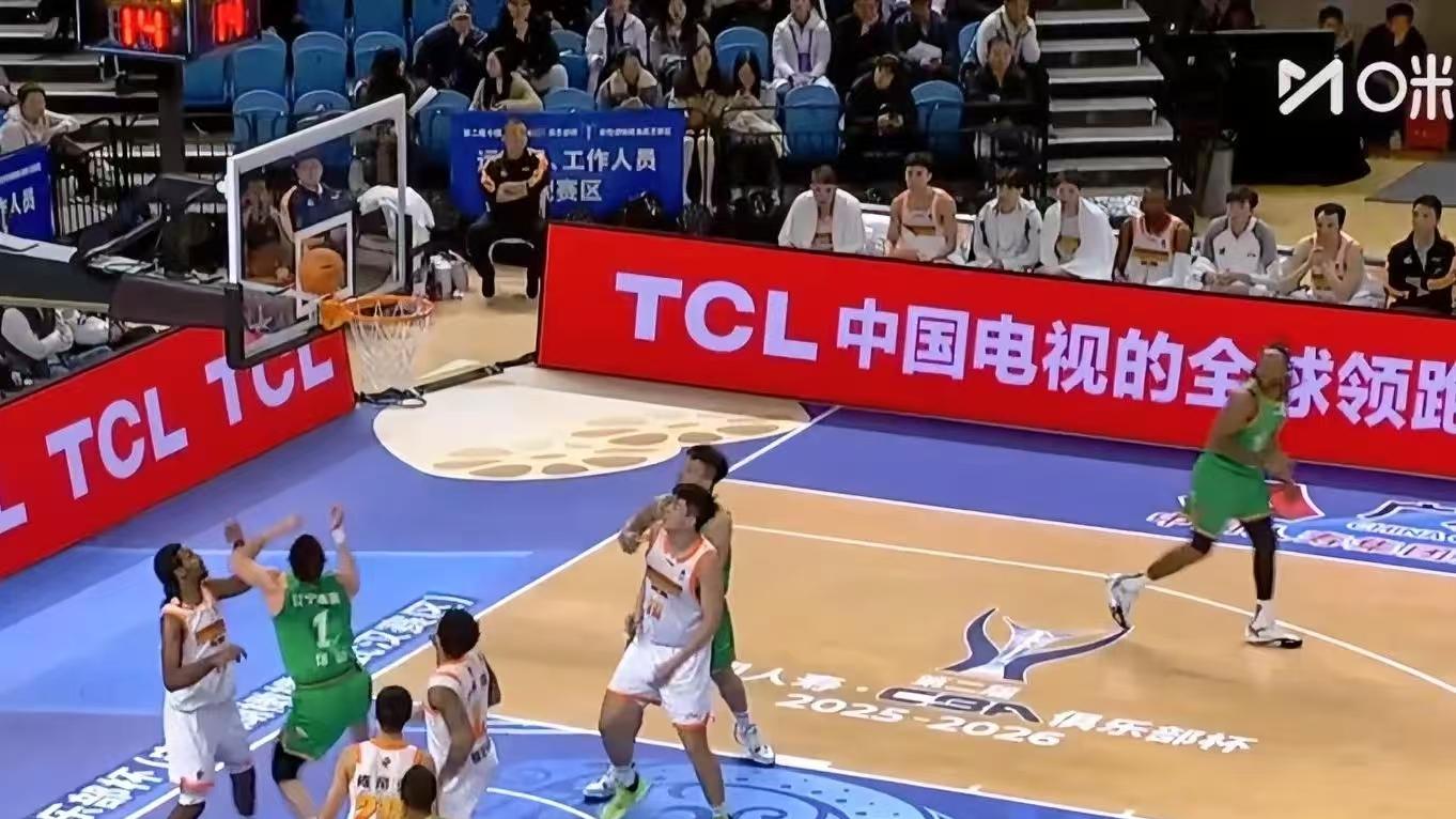 辽宁惨遭逆转夜，场上-14的他，真配不上国家队战袍？