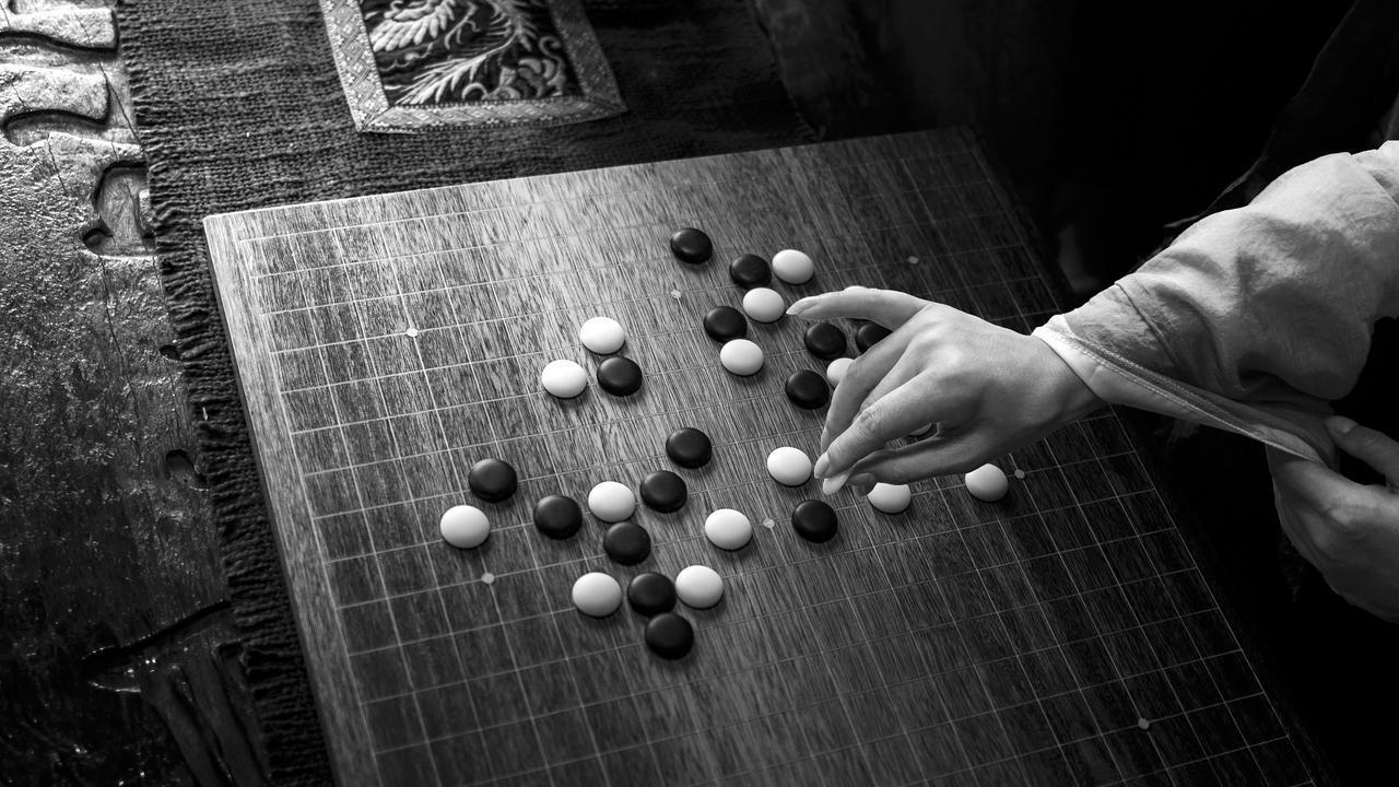 黑白对弈间，涵养孩子的情绪定力