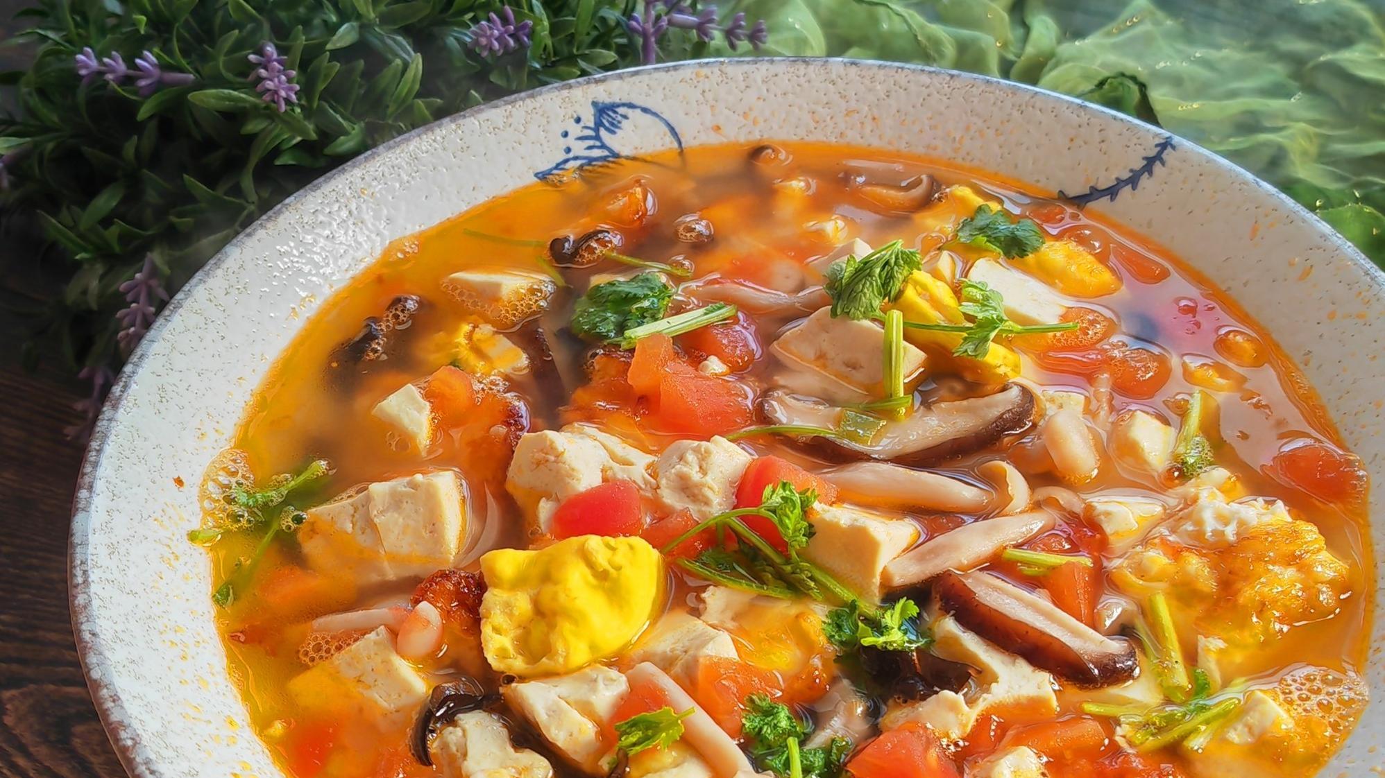 家宴菜谱推荐：4-5人家庭的8道菜1道汤