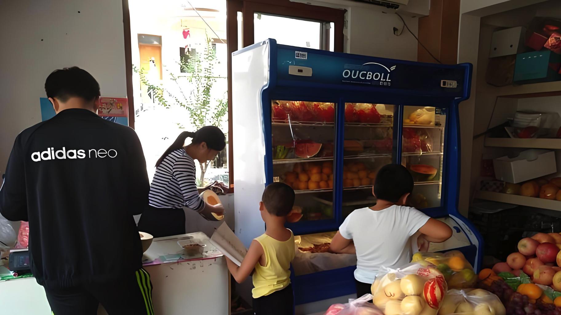 跟我10年的阿姨，走时拿走条金项链，我不想追究，可她的话太气人