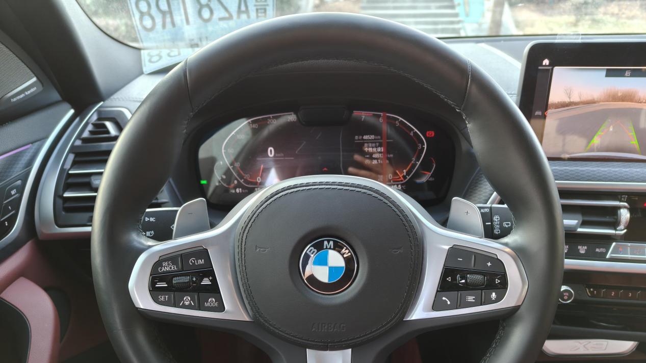 宝马X3，2022款准新车，27.98万，城市SUV新选择？