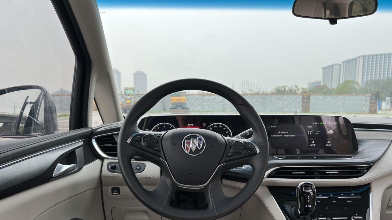 2022款别克GL8ES陆尊，商务接待老面孔，20万出头就能拿下？