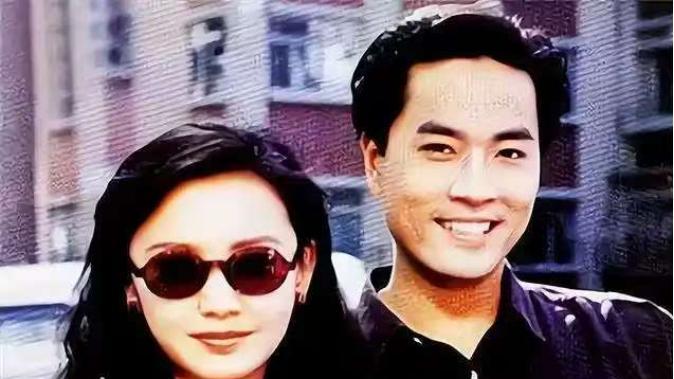 红极一时的陈庭威：爱情破碎后父亲离世，害怕变老62岁不敢结婚