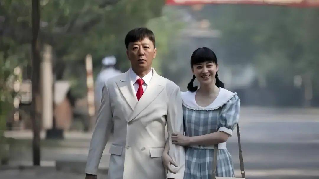 梅婷50年：荧幕女王，人生裂变，她是谁？