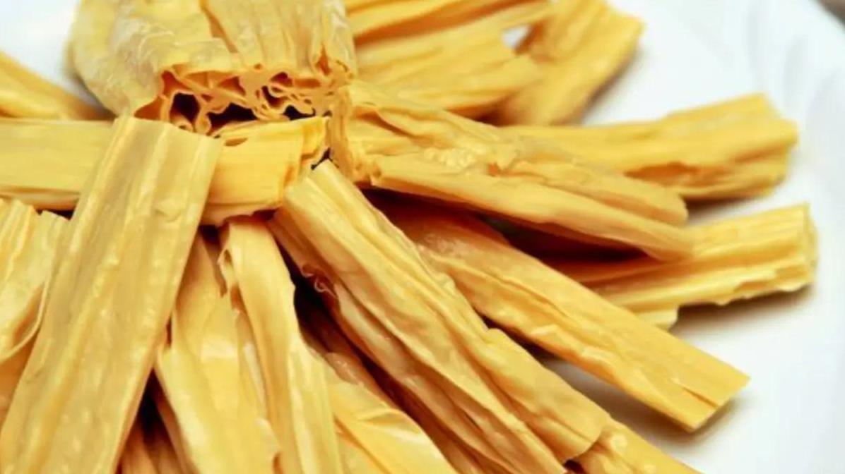 买腐竹时，你会选浅黄色还是深黄色？快来了解一下差别