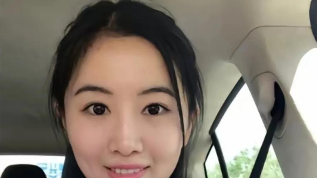 翟欣欣真狠啊！为了钱，不惜克服生理性厌恶也要和苏某结婚