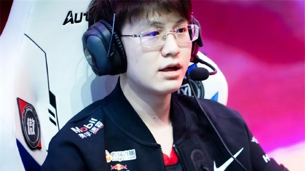 LOL：杰杰被爆开始职业生涯第二春，和BLG战队互换打野，Wei在拯救BLG