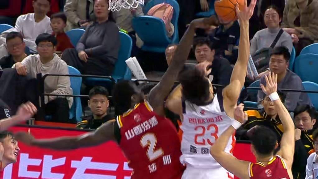 隔扣焦泊乔，连封陈国豪！法耶擂爆广州双核，聪明人最好别招惹他