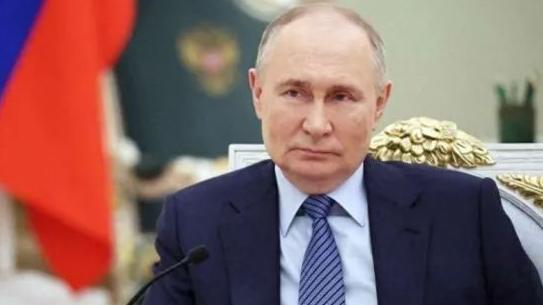 普京压力山大，朝鲜明显按捺不住，中国一句话稳住东北亚