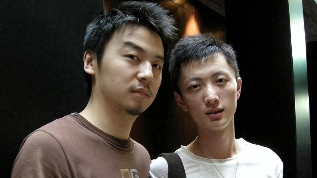 哟呵今儿个讲讲雷佳音！