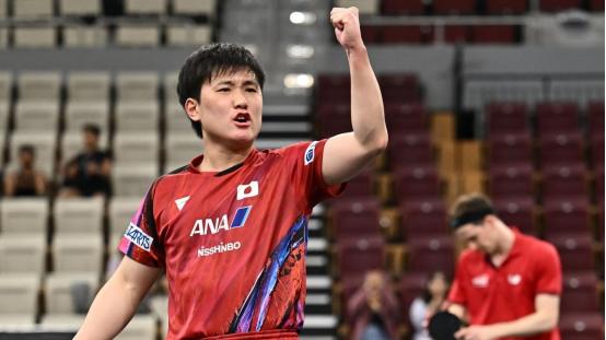 亚洲杯大爆冷！国乒19岁新星立大功，卫冕冠军张本智和首战开门黑