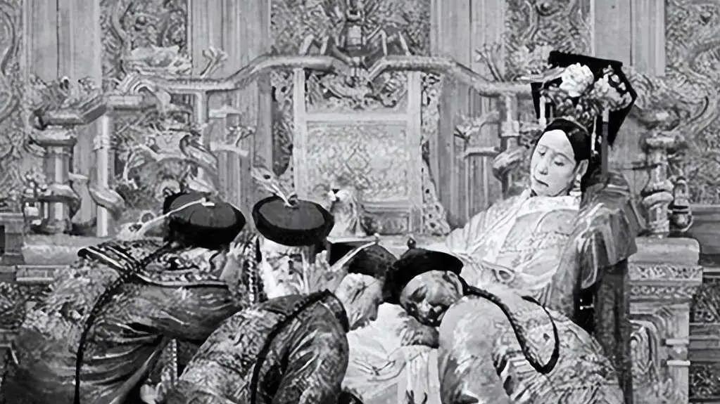 慈禧人生最后一天：上午处理光绪的后事，下午删改遗诏穿上了寿衣