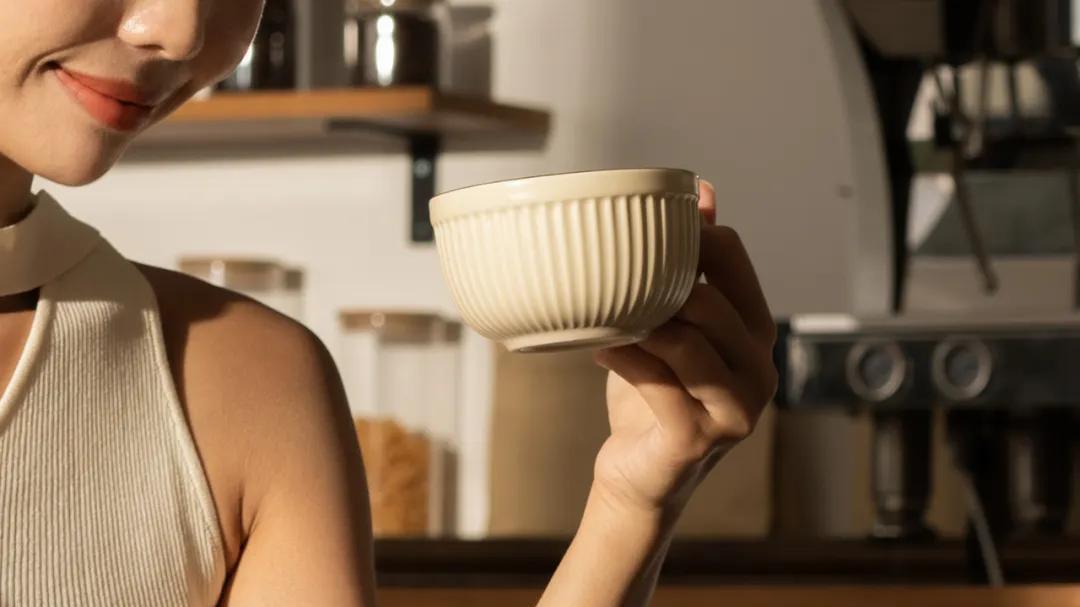 硬核三防+接入苹果生态，vivo找到折叠屏跃迁密码