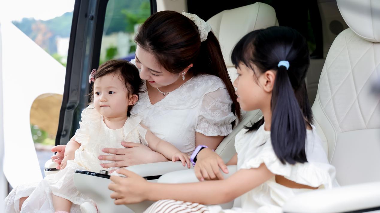 魏牌双山深圳站交付盛典：全新出行体验