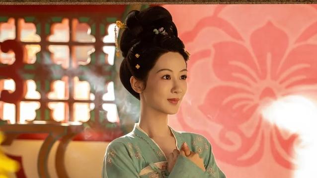 热门电视剧《国色芳华》32集高清完整版资源在线免费观看，手机在线免费观看电视剧《国色芳华》