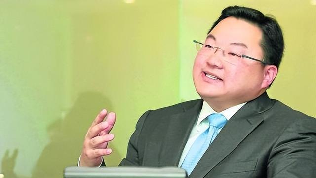 亚洲比尔盖茨：掏空美国国库，细思极恐的手段把美国司法耍蒙圈