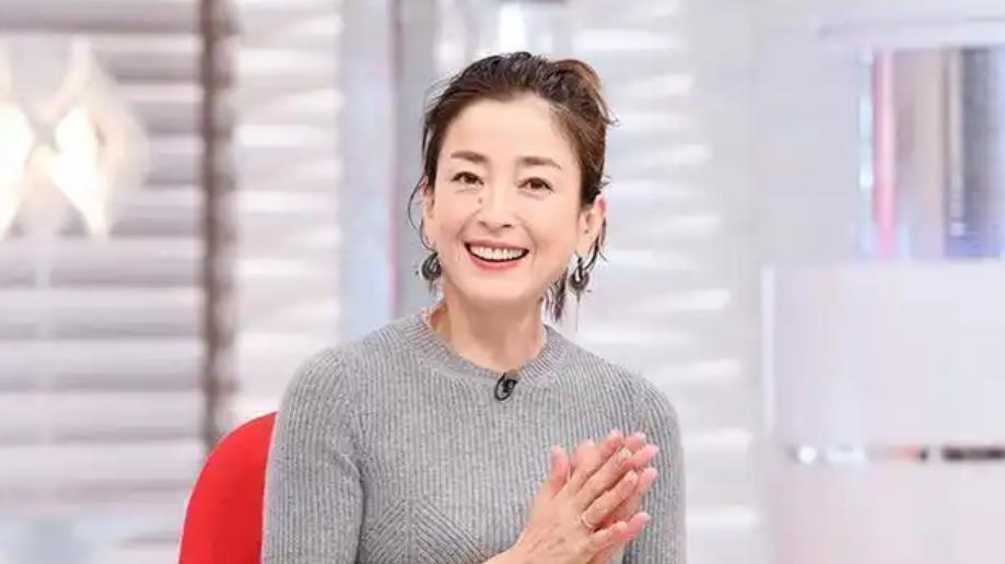 从交易筹码到国民影后，宫泽理惠的血色成长路