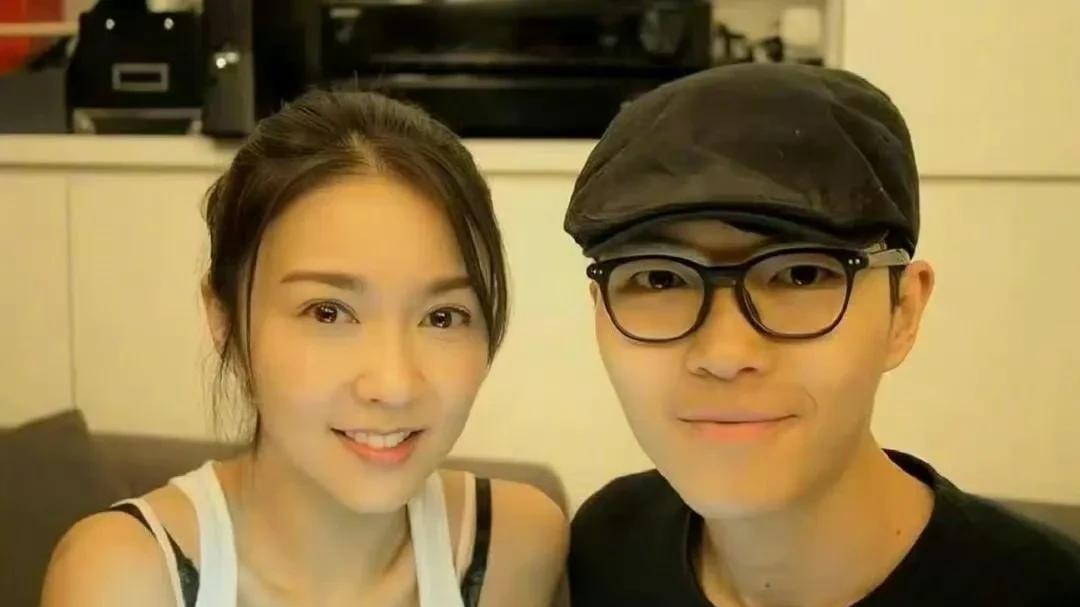 薛凯琪被质疑拿方大同当噱头开演唱会捞金