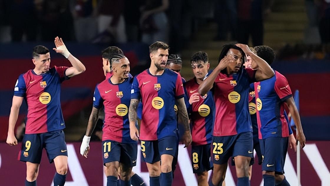 莱万多夫斯基离队硝烟弥漫：曼联、马竞领衔五强争夺老炮新篇章