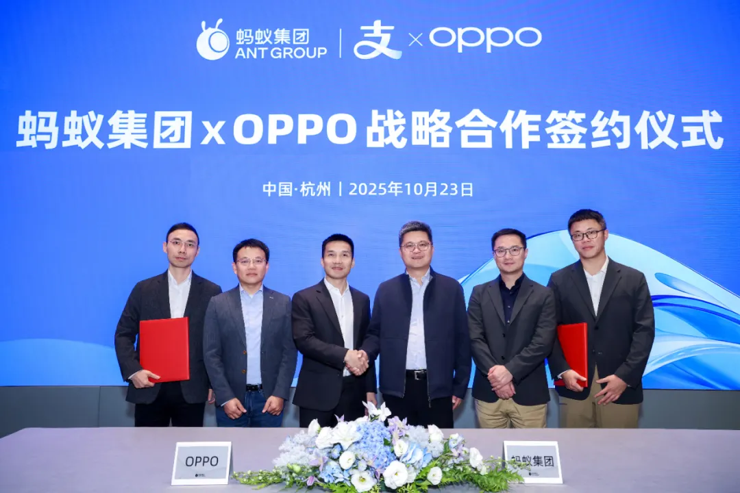 追光红“一机难求”！OPPO Find X9首销卖爆了，苹果也没这么火吧？