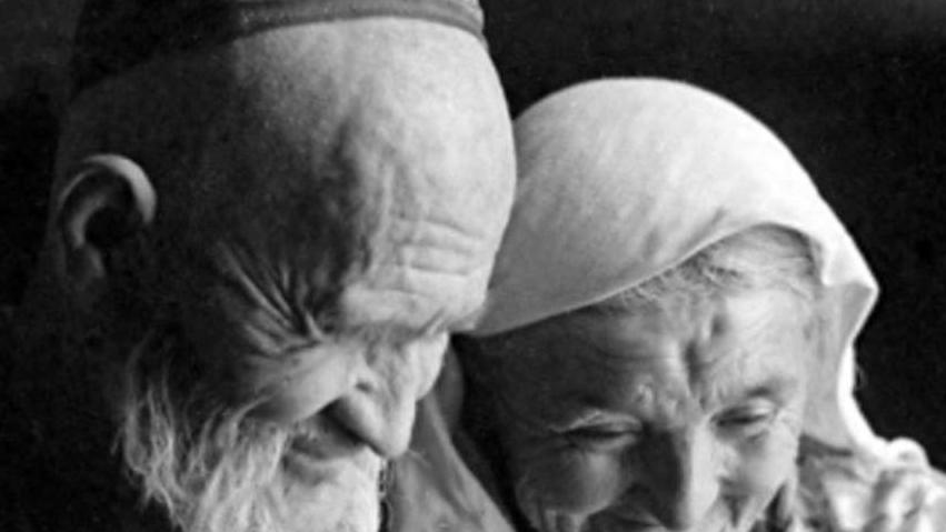 1956年老人从新疆出发去北京