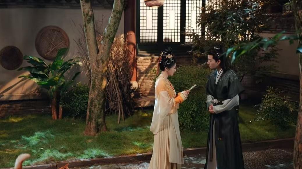 郡主永远不会知道，余七送1千两银票给姜似，是12岁就爱上了她