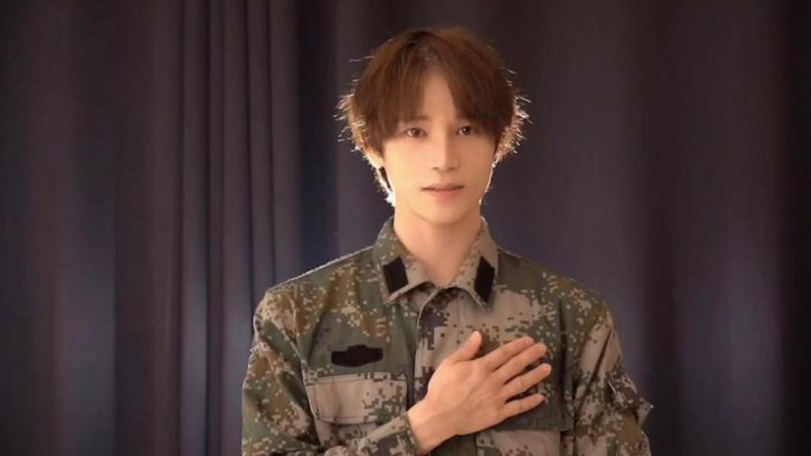 陈奕天更新动态“永远跟着党走”