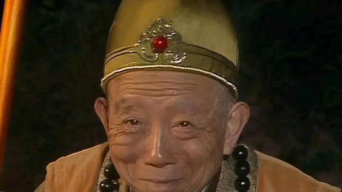 老院主贪袈裟背后，藏着怎样的 “佛门权力算计”？不只是贪财那么简单吧？