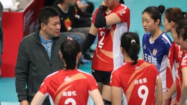 中国女排主帅投票结果出炉！有两人呼声最高，第一名意外合理