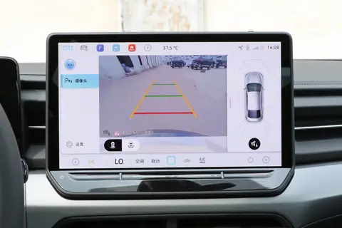 全新凌渡L上市：入手价11.99万元，性能更强、配置更全